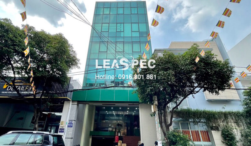 laka building